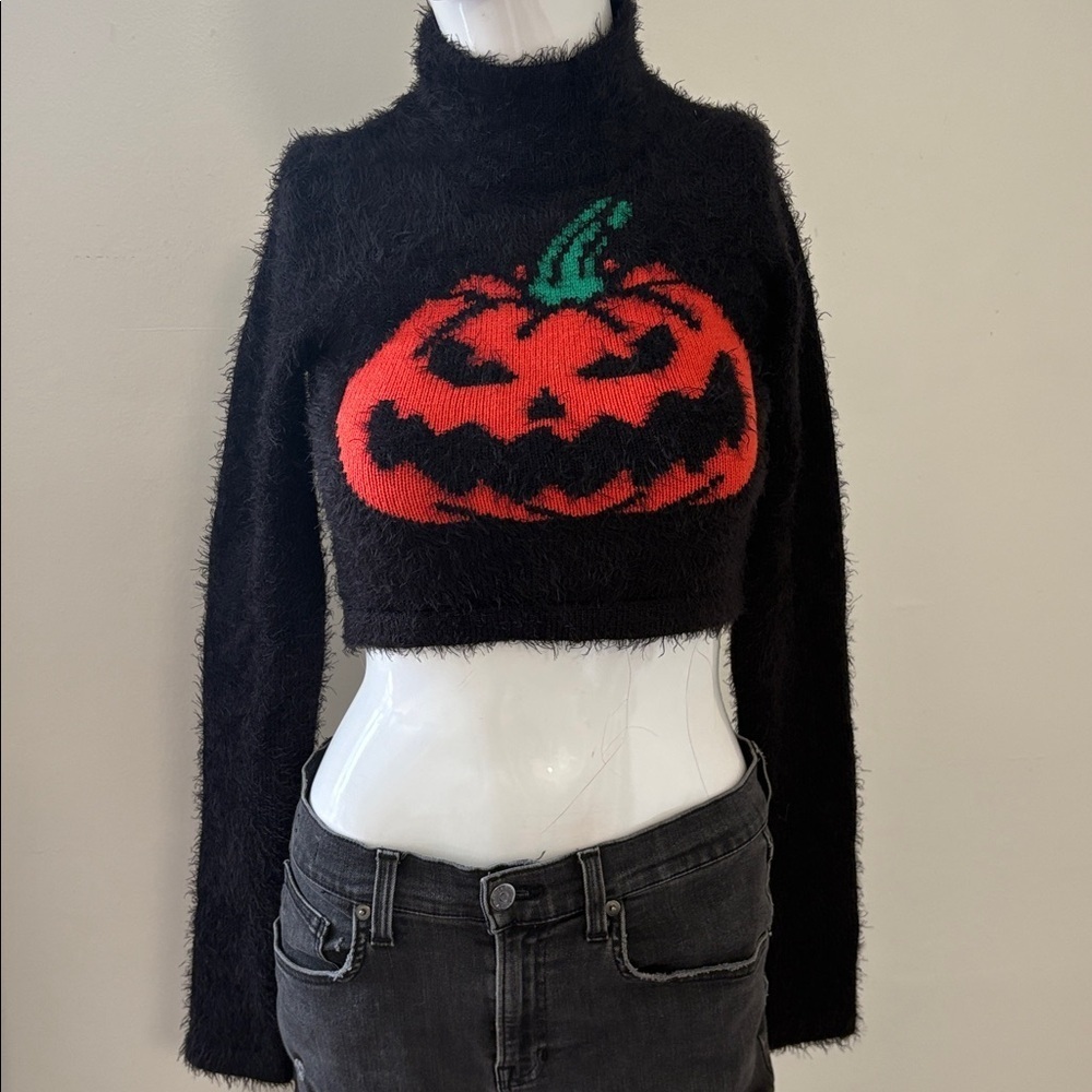 Dolls Kill Brand Current Mood Black Fuzzy Cropped Sweater Jack o Lantern Pumpkin
